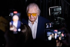 Известный музыкант рассказал о черном списке на «голубых огоньках»